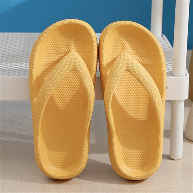 Cloud Slippers 2023: Rutschfeste und Ergonomische Flip Flops für Strand, Pool und Zuhause