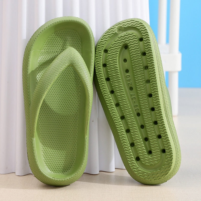 Cloud Slippers 2023: Rutschfeste und Ergonomische Flip Flops für Strand, Pool und Zuhause