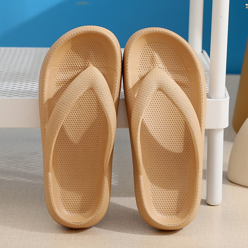 Cloud Slippers 2023: Rutschfeste und Ergonomische Flip Flops für Strand, Pool und Zuhause